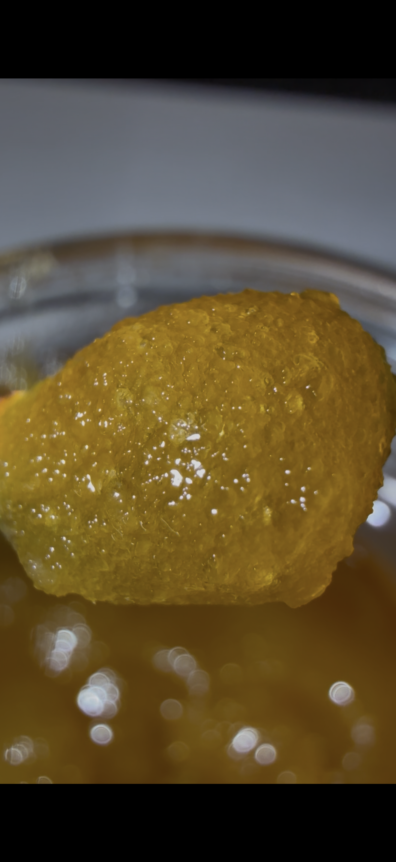 THCA Hemp Live Resin Concentrate - Frosted Flakes